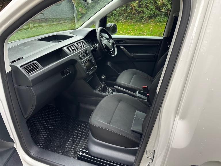 2020 Volkswagen Caddy C20 L1 2.0 TDI BMT [EURO 6] SWB VAN WITH TAILGATE! PANEL VAN Diesel Manual