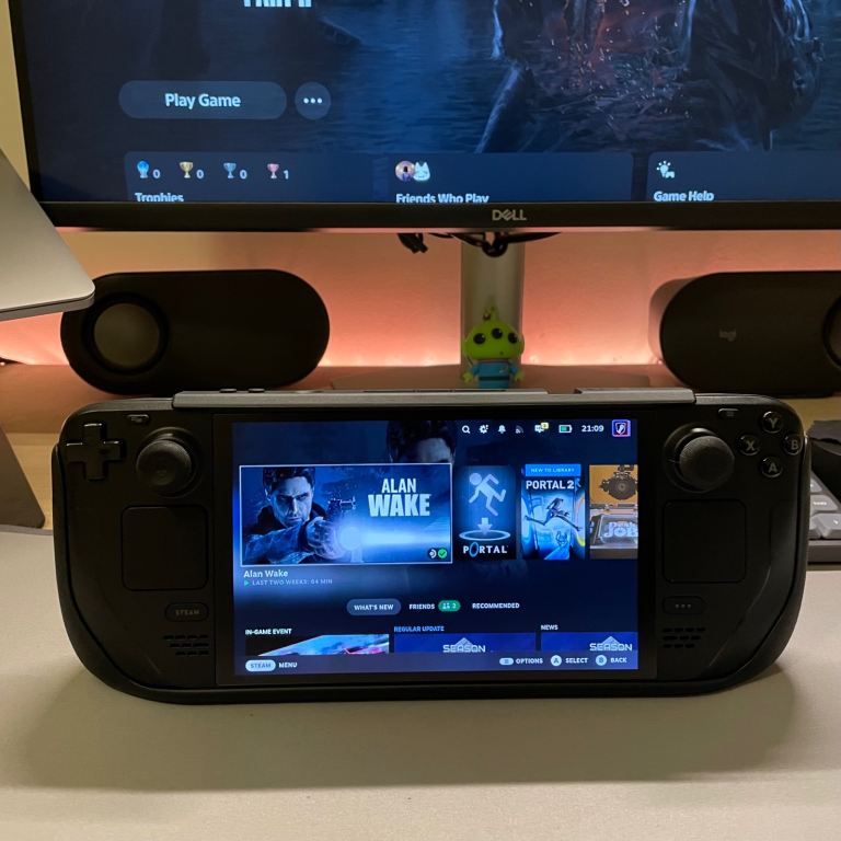 Steam Deck Handheld Gaming Console – As Good As New