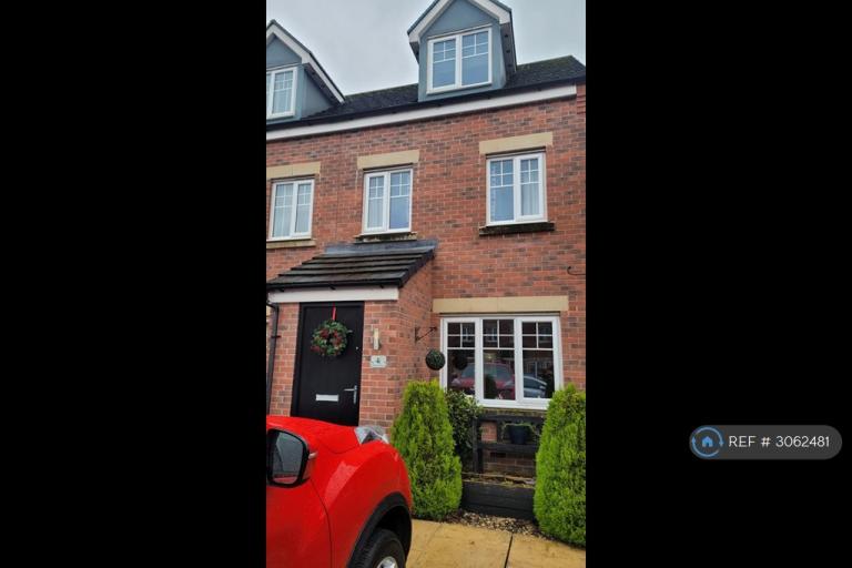 3 bedroom house in Trethorne Avenue, Chorley, PR7 (3 bed) (#3062481)