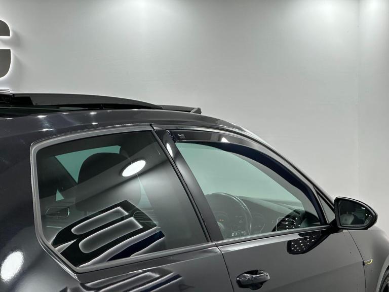 2016 Volkswagen Golf 2.0 TSI BlueMotion Tech R DSG 4Motion Euro 6 (s/s) 3dr HATCHBACK Petrol Auto...