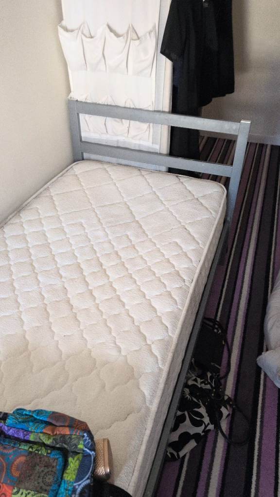Single bed with mattress 