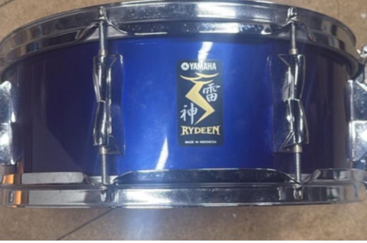 Yamaha Rydeen Snare Drum - Blue, Good Condition