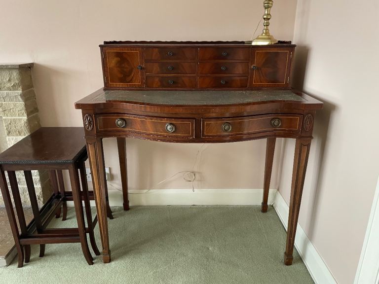 Mahogany bureau/desk