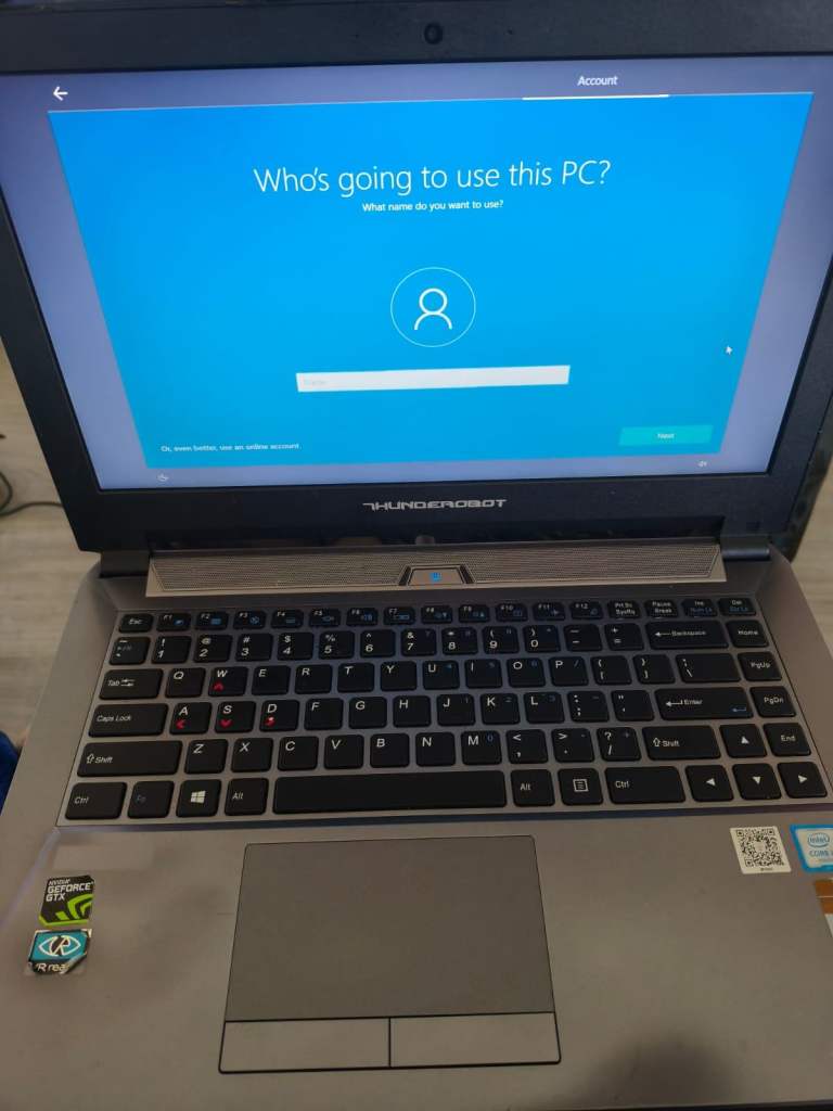 Thunderobot ST Gaming Laptop – Core i5 – works but needs repairs  