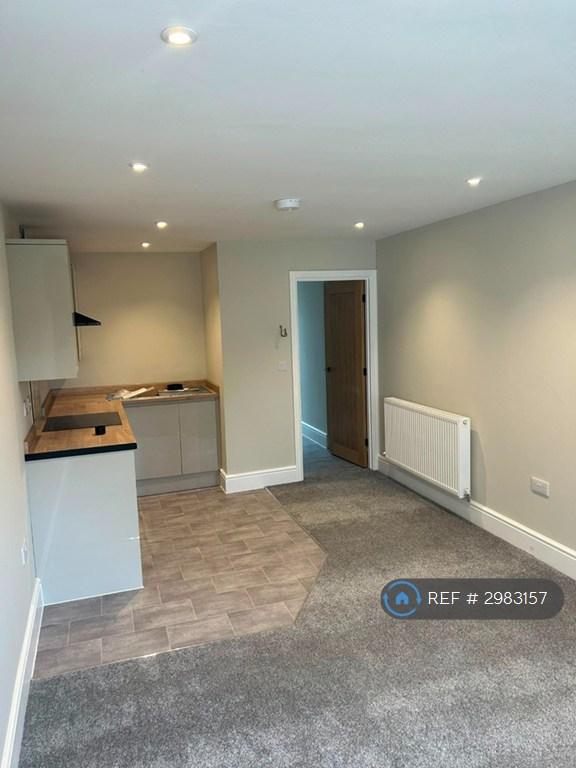 2 bedroom house in Melbourne St West, Gloucester, GL1 (2 bed) (#2983157)