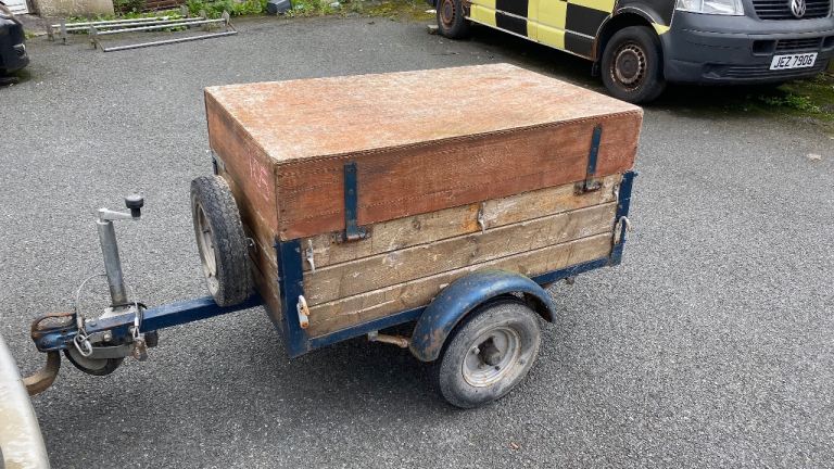 Car trailer 4x3 liftable lid 