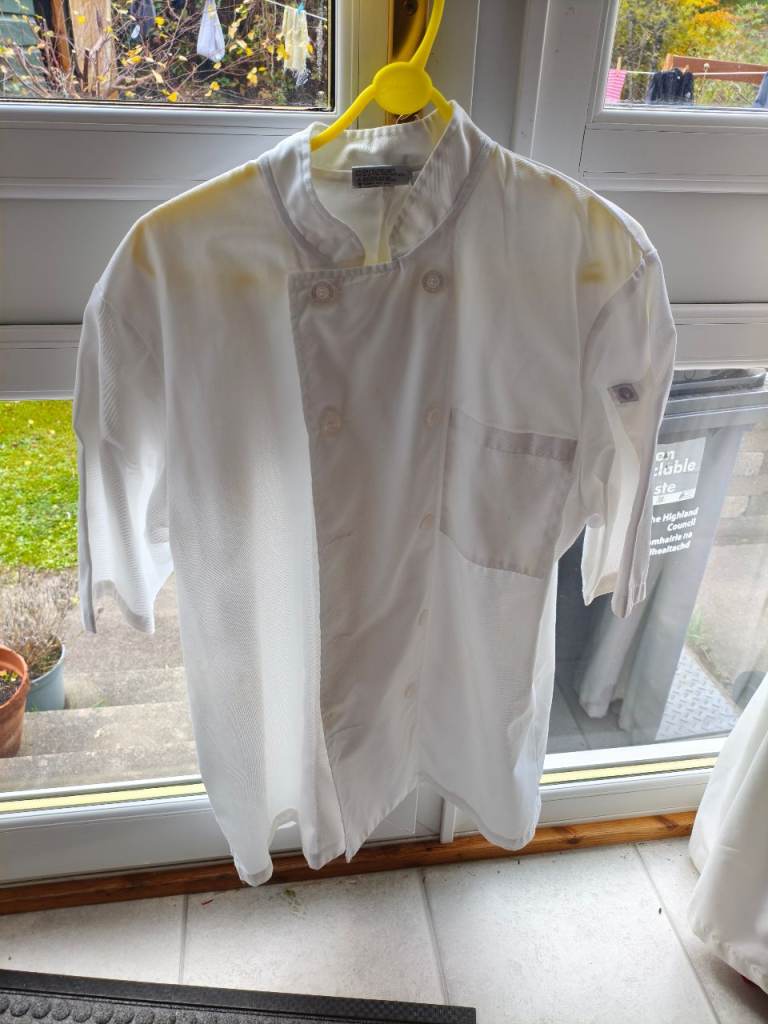 FOR SALE  CHEFS WHITES  Two chefs whites, worn couple of times, large size, bought Nisbetts     