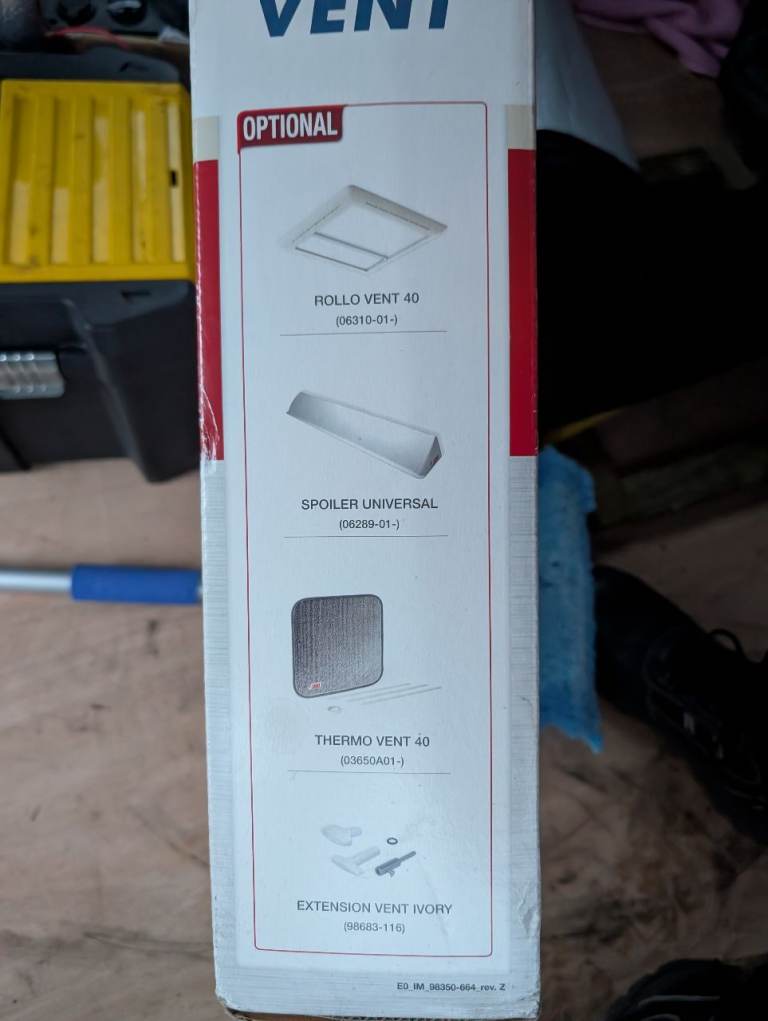 Fiamma Roof Vent / Skylight with fly net built in 40x40 