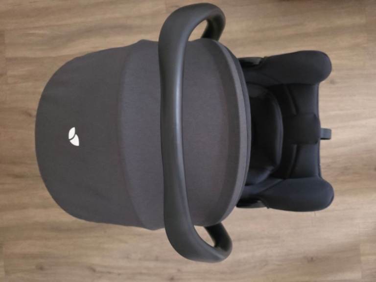Joie i snug black and shale baby infant car seat capsule, used for less than a month