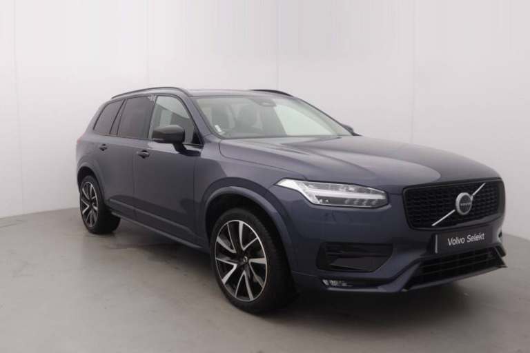 VOLVO XC90 2.0 B5P Plus Edition Dark 5dr AWD Geartronic