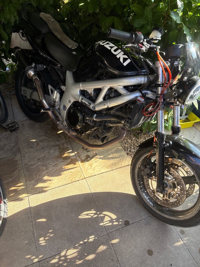 Suzuki, SV, 2001, 645 (cc)