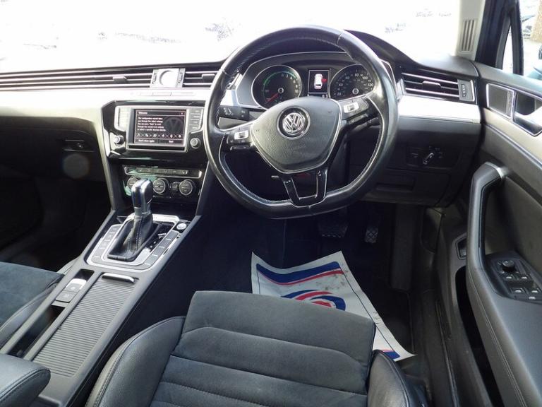 2017 Volkswagen Passat TSI GTE Estate HYBRID Automatic