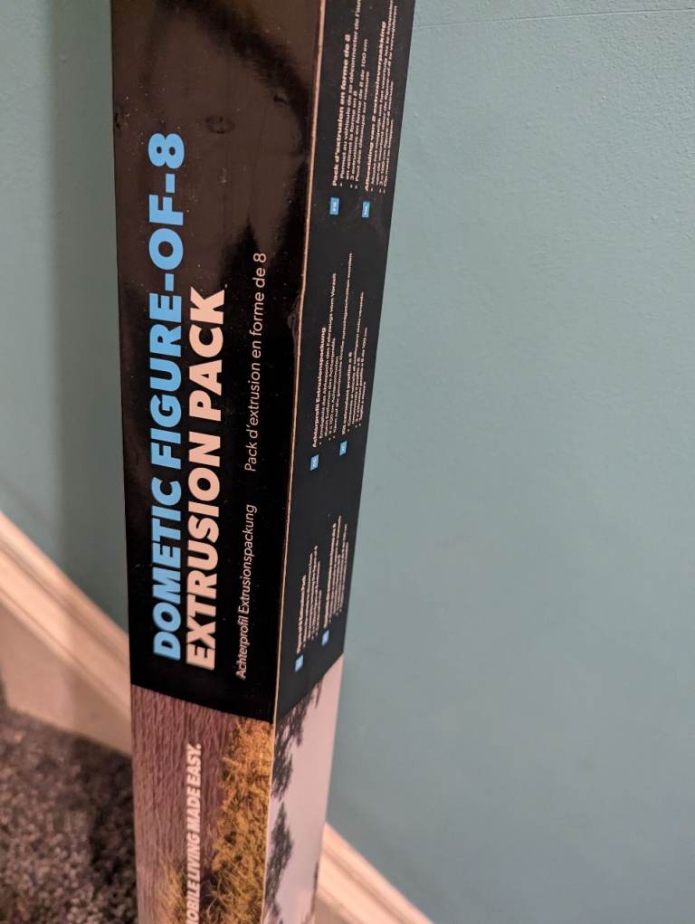 Drive away awning figure of eight strips 