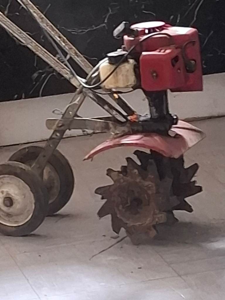 Red Petrol Garden Tiller/Cultivator – Used Condition