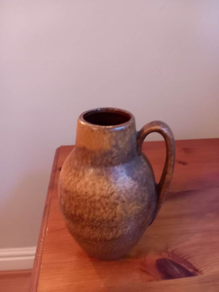 WEST GERMAN POTTERY VASE/JUG