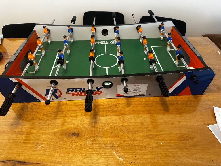 Rally and Roar Table Football Game – Very Good Condition