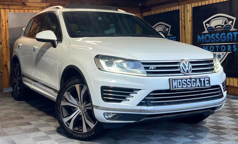 image for 2017 Volkswagen Touareg 3.0 TDI V6 BlueMotion Tech R-Line Tiptronic 4WD Euro 6 (s/s) 5dr ESTATE D...