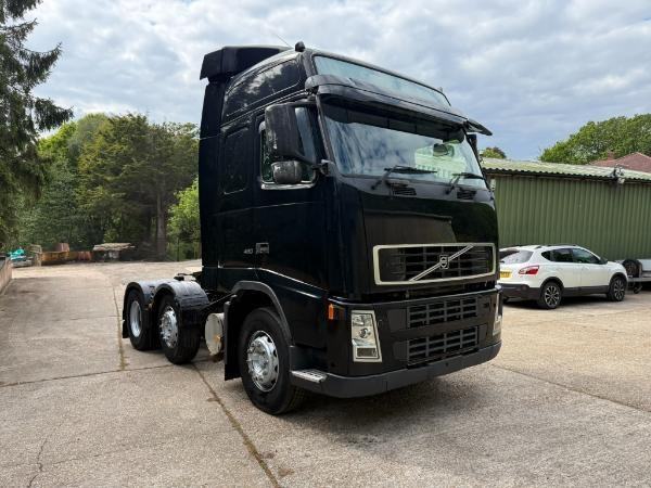 Volvo FH460 Globetrotter 6x2 Mid Lift