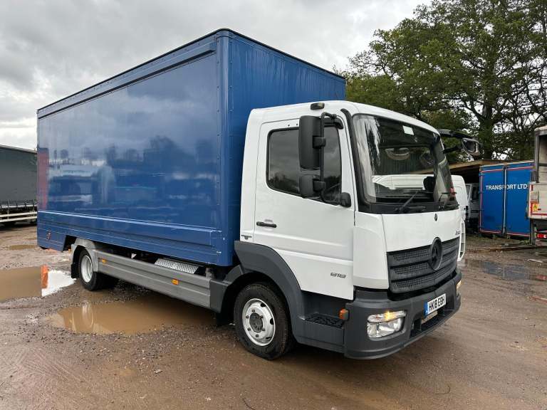 Mercedes-Benz Atego 818 2018 EURO 6 7.5 ton 20’6 dropwell removal truck Manaul 