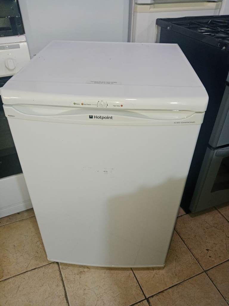 Hotpoint under counter freezer 55cm 