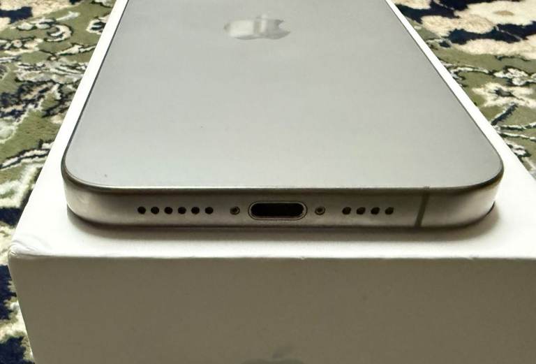 Apple iPhone 15 Pro Max 256 Gb Unlocked Very Good Original Condition 👌 