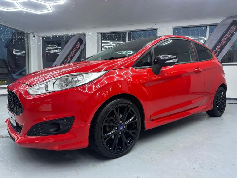 2014 Ford Fiesta 1.0 EcoBoost 140 Zetec S Red 3dr HATCHBACK Petrol Manual
