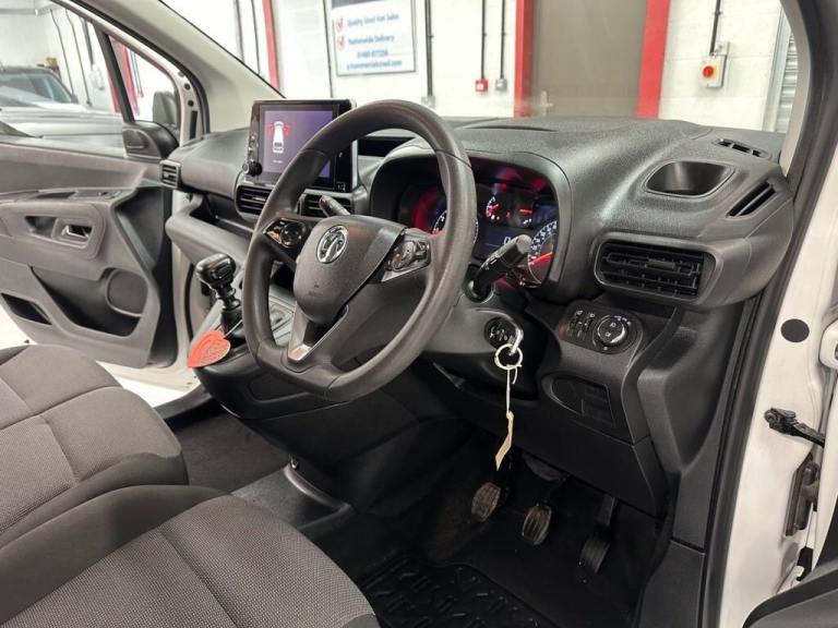 2022 22 VAUXHALL COMBO 1.5 TURBO D SPORTIVE L1 SWB * ONLY 48,454 * 3 SEATER * AP