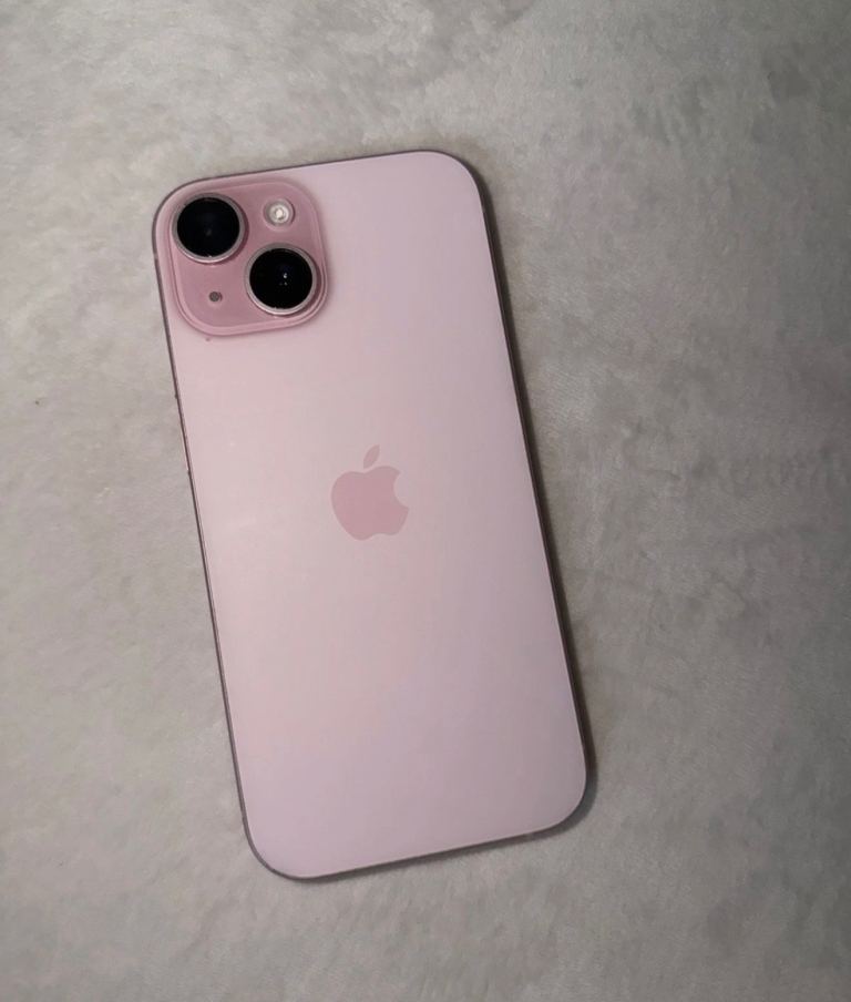 Apple iPhone 15 128GB Unlocked Pristine A+