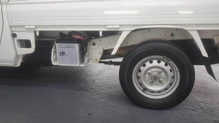 Mitsubishi minicab pickup 650cc 4wd fresh japanese import only 18k miles 07