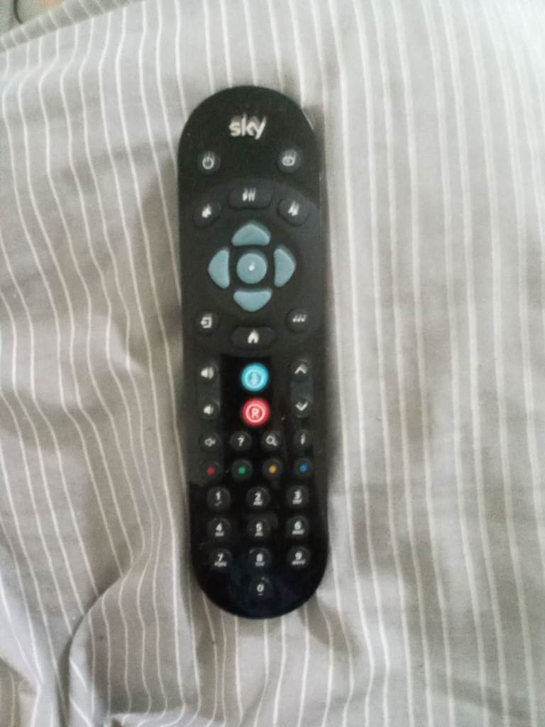 Sky Q Remote Control – Black, Good Condition