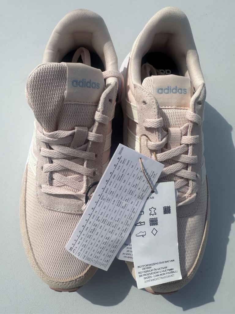 Adidas Trainee Shoes