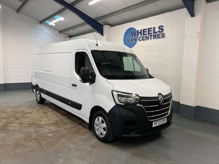 2023 Renault Master LM35dCi 135 Business+ Medium Roof Van PANEL VAN DIESEL Manual