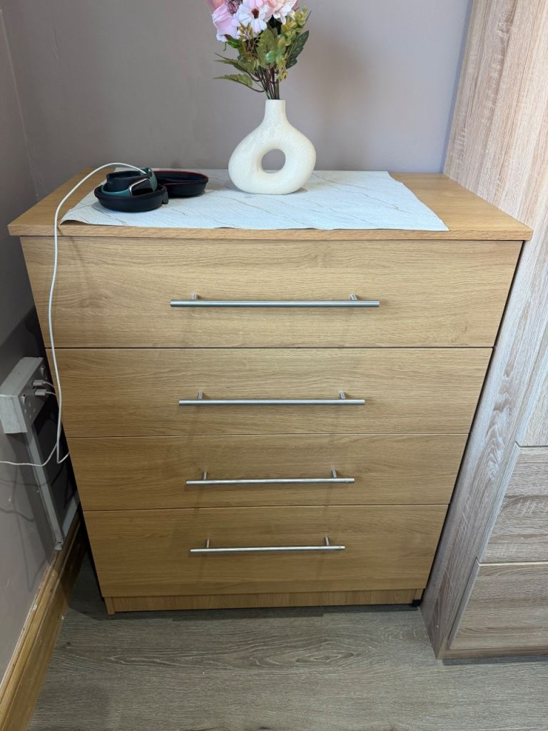 New unused chest of drawer