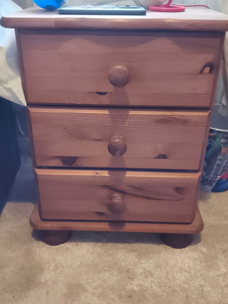3-drawer bedside table pine wood