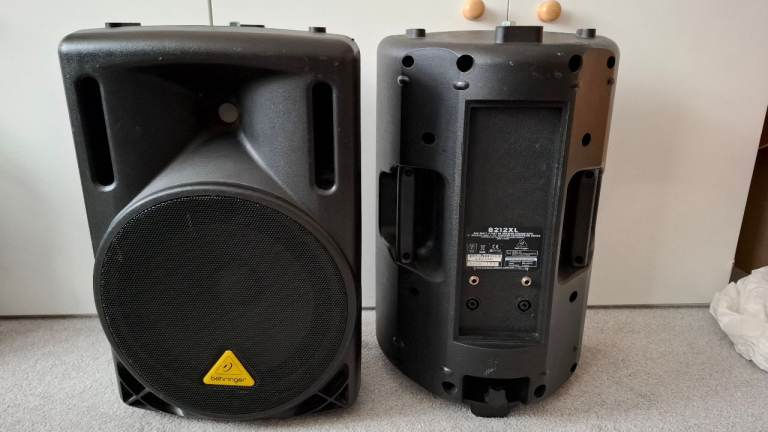 Behringer 600watt Passive Speakers