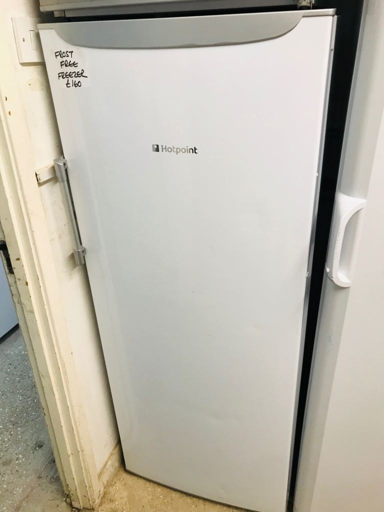 🚚 hotpoint frost free upright freezer can deliver £160