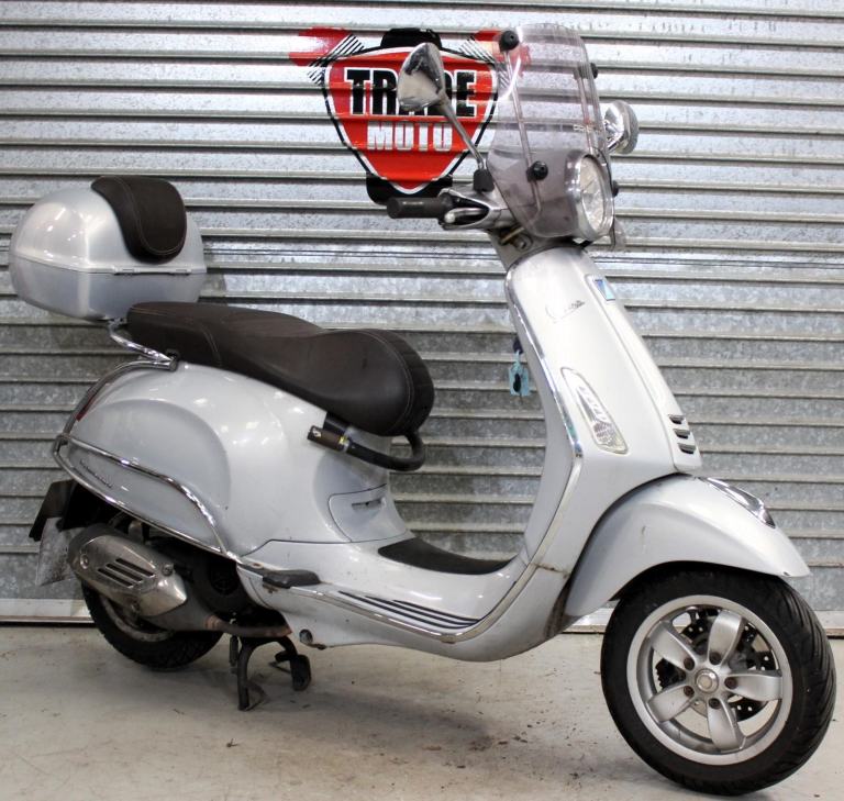 2014 PIAGGIO VESPA PRIMAVERA 125 SILVER SCOOTER TRADE SALE 15K RUNNING PROJECT