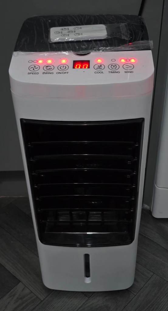 This portable air cooler brand new