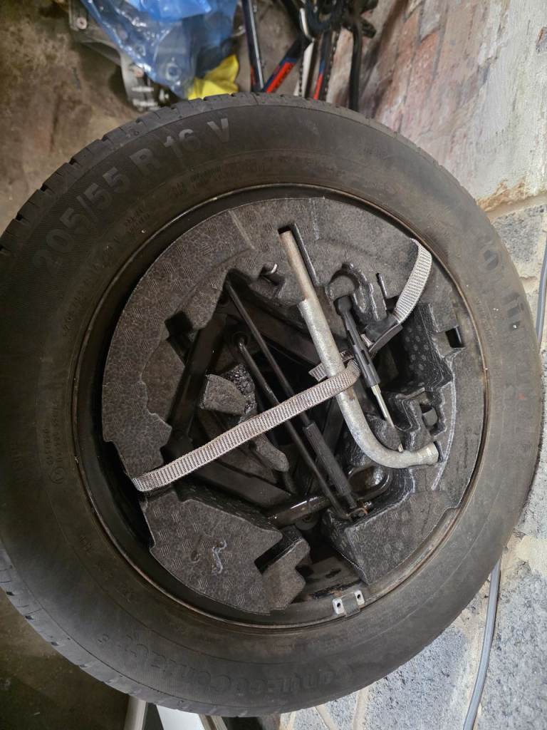 16" spare wheel with kit(205/55 R 16V)