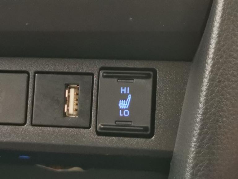 2022 Toyota Yaris Cross 1.5 VVT-h Excel SUV 5dr Petrol Hybrid E-CVT Euro 6 (s/s) (116 ps) - LANE ...