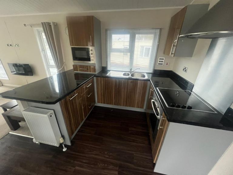 Static caravan / Lodge Prestige Seascape 42x14 2bed DG/CH - Free UK Delivery 