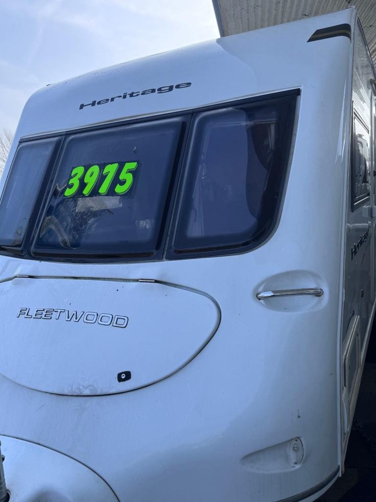 Fleetwood Heritage 640, Yr.2009, Fixed Twin Single Beds