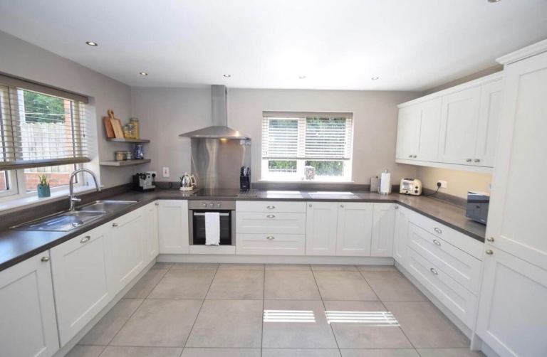 Modern Shaker-Style Kitchen & appliances for sale