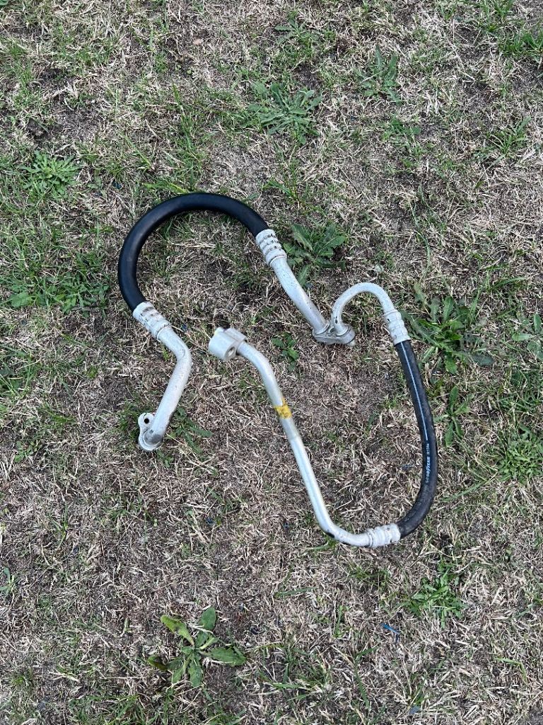 Vauxhall Astra h vxr front aircon pipes