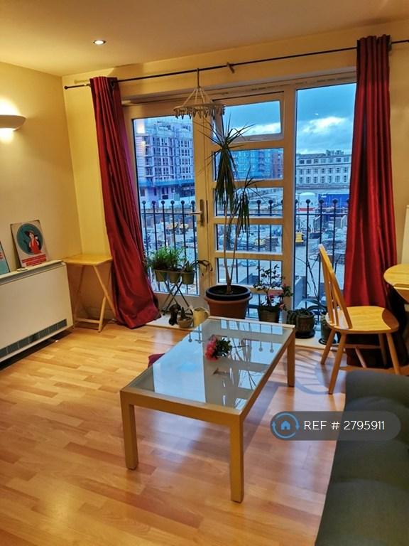 1 bedroom flat in Wilton Place, Salford, M3 (1 bed) (#2795911)