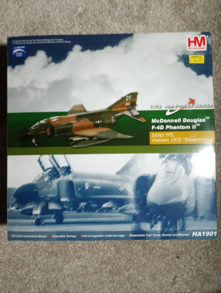 Hobby Master 1/72 McDonnell Douglas F-4D PHANTOM II 555th TFS Vietnam 72' HA1901