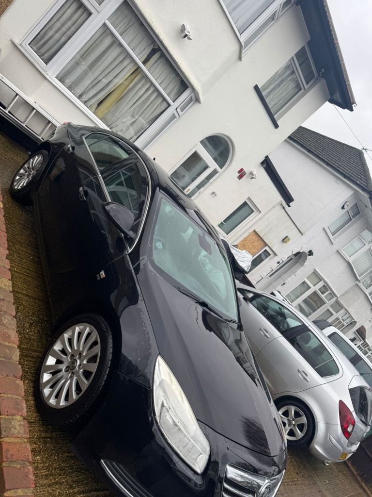 Vauxhall, INSIGNIA, Hatchback, 2009, Manual, 1796 (cc), 5 doors