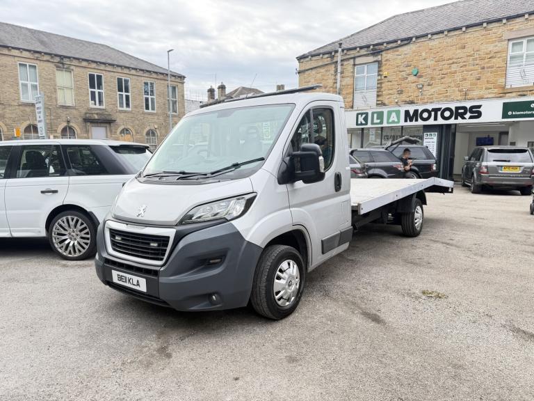 PEUGEOT BOXER 2.2 HDi 335 Recovery Truck Silver Manual Diesel 2015