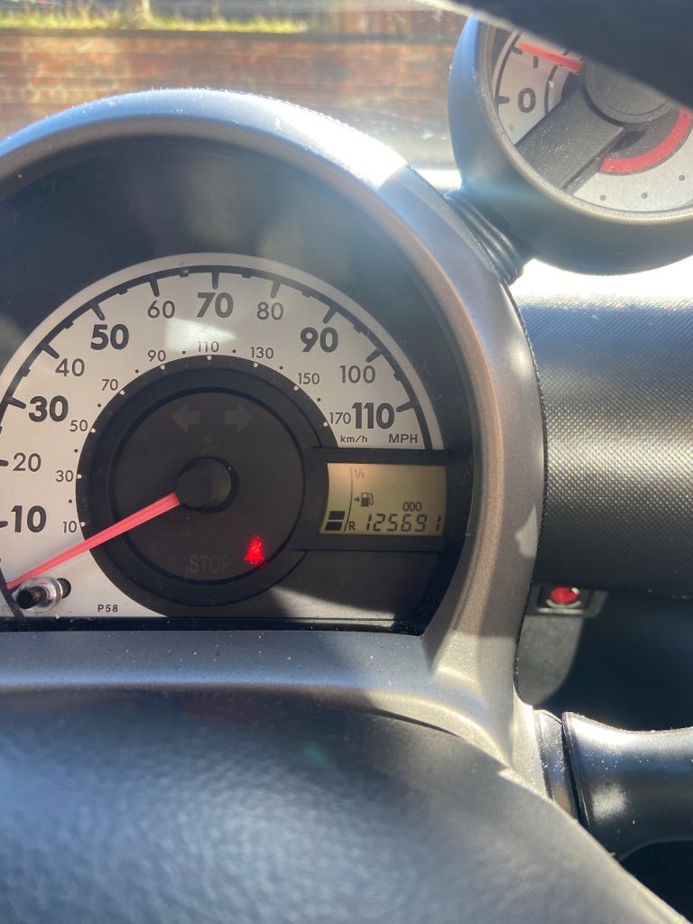 Toyota, AYGO, Hatchback, 2012, Manual, 998 (cc), 5 doors