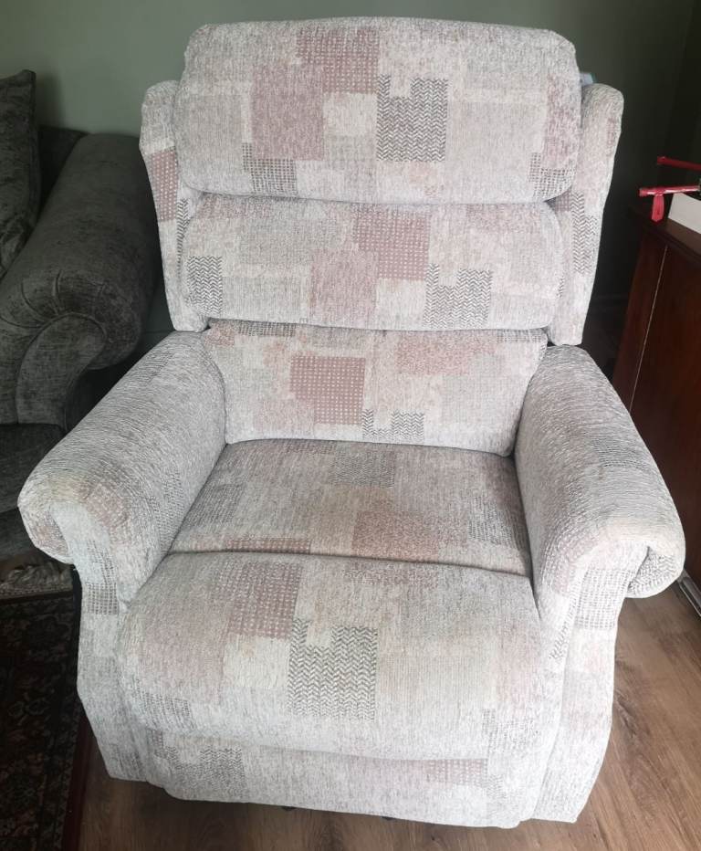 Electric Rise & Recliner Chair – Excellent Condition – £348 – Pick Up Only (Bridgend, South Wales